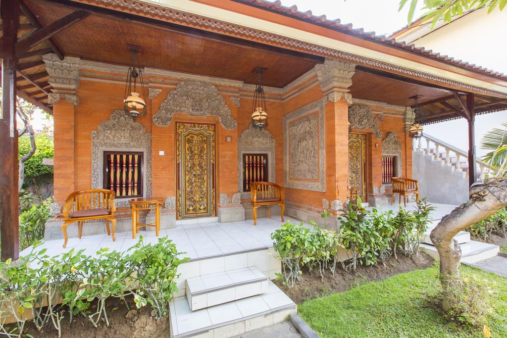 Surya Tropical Kuta Hotel Kuta  Exterior photo